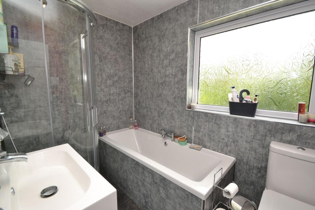 Additional image 15 of Evesham Grove, Idle,