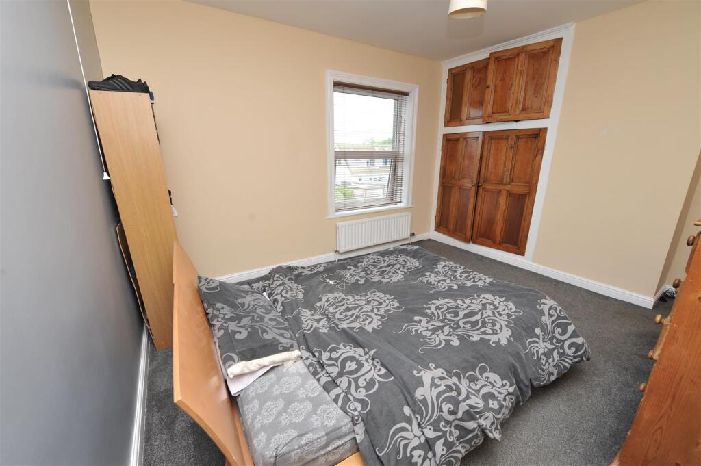 Additional image 9 of Storr Hill Terrace Carr House Gate, Wyke, Bradford