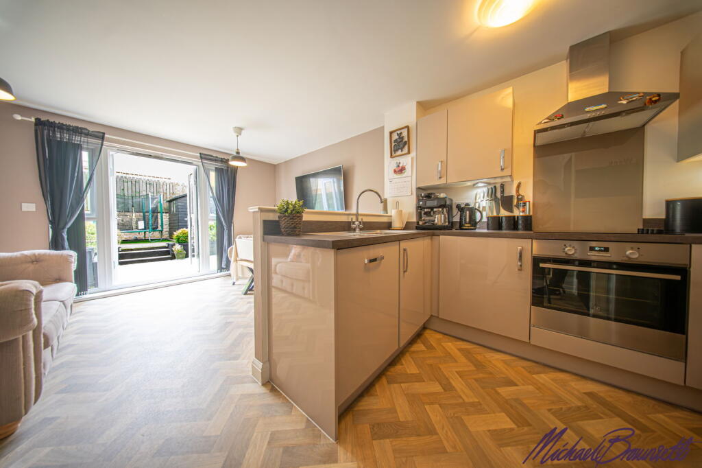 Additional image 5 of Rambling Walk, Clayton, Bradford, BD14 6FD