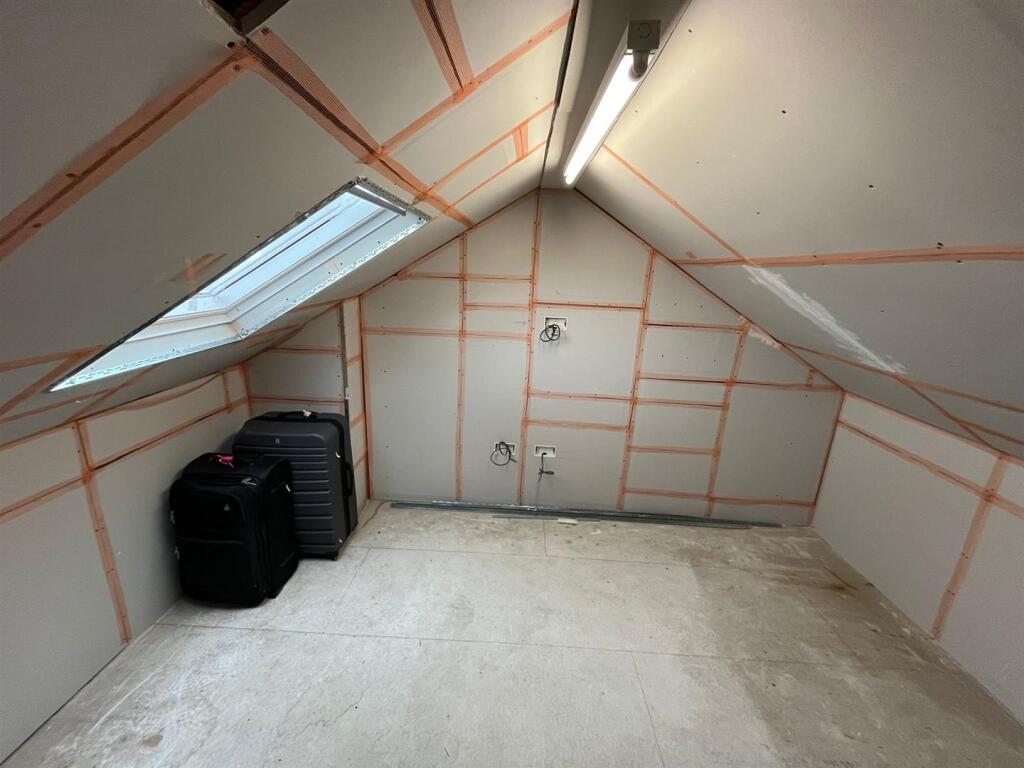 Additional image 19 of Bradford Road, Oakenshaw, Bradford