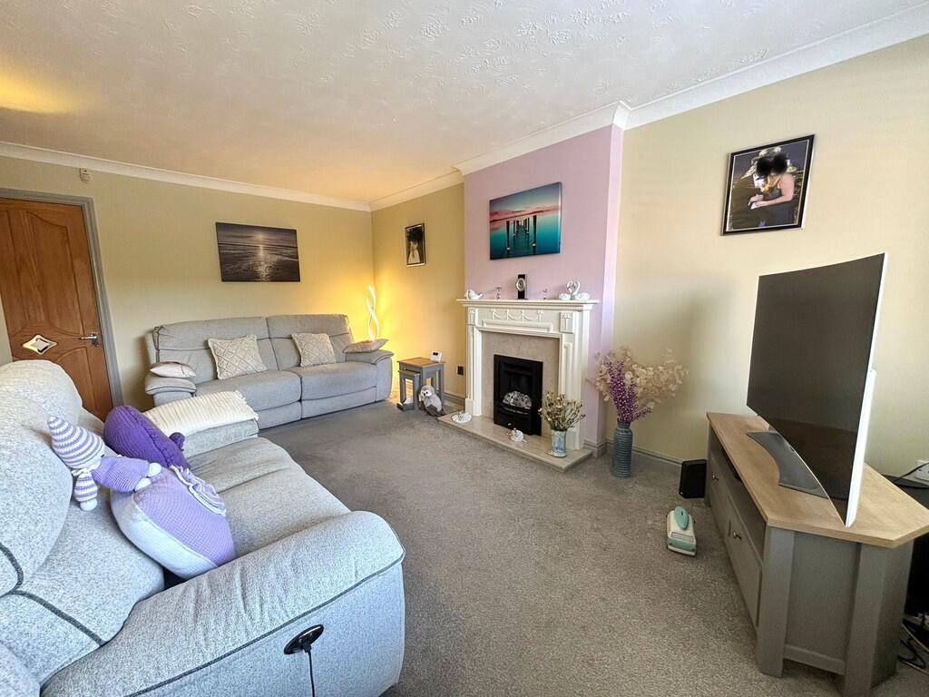 Additional image 3 of Penny Hill Drive, Clayton, Bradford