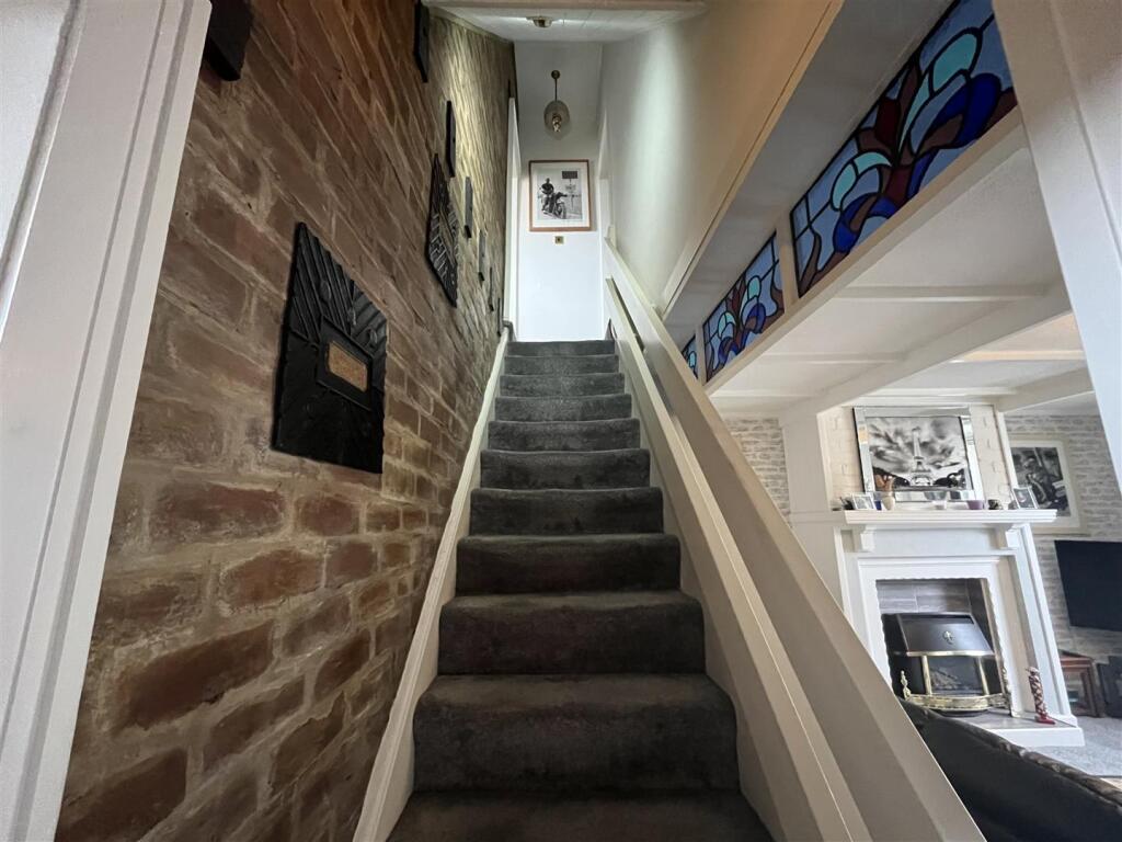 Additional image 5 of Park Terrace, Low Moor, Bradford