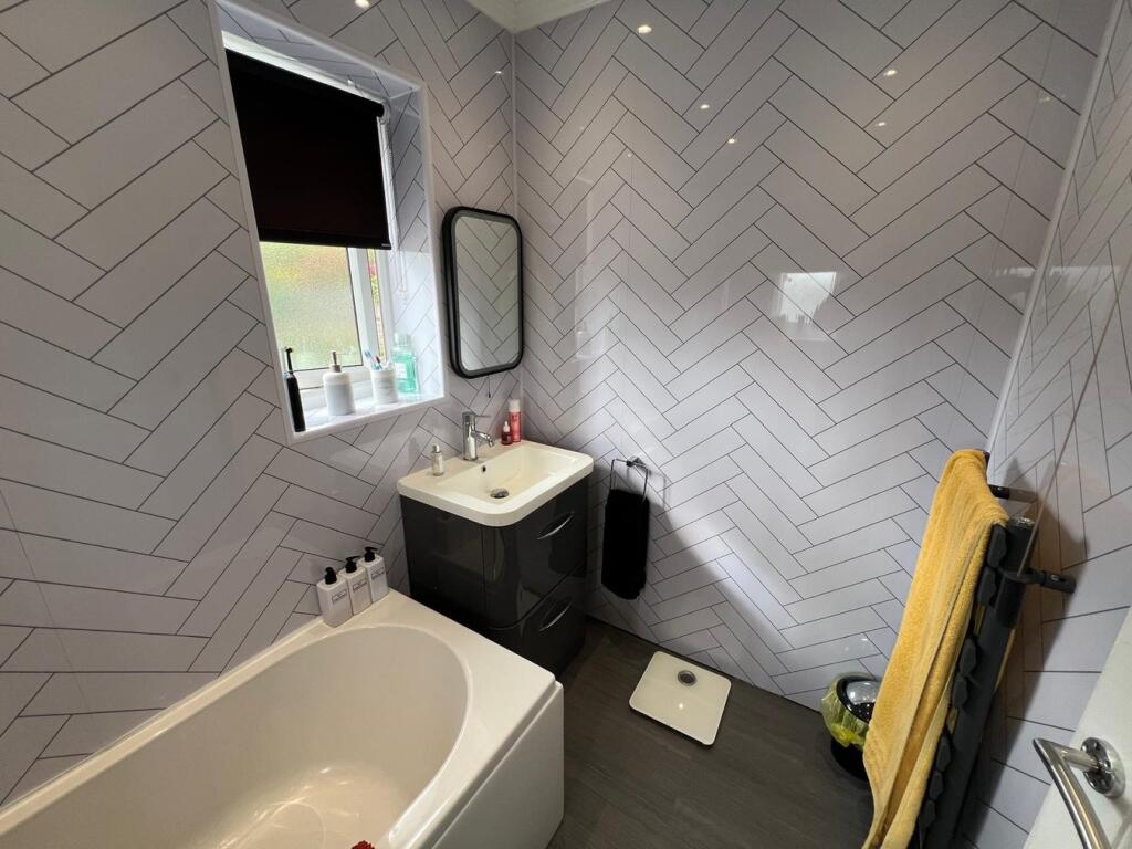 Additional image 19 of Kirkfields, Baildon, Shipley, BD17