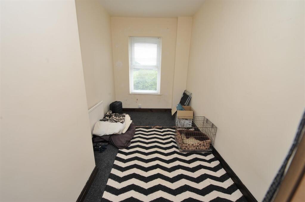 Additional image 10 of Storr Hill Terrace Carr House Gate, Wyke, Bradford