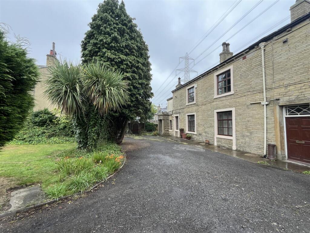 Additional image 4 of Carr Lane, Low Moor, Bradford