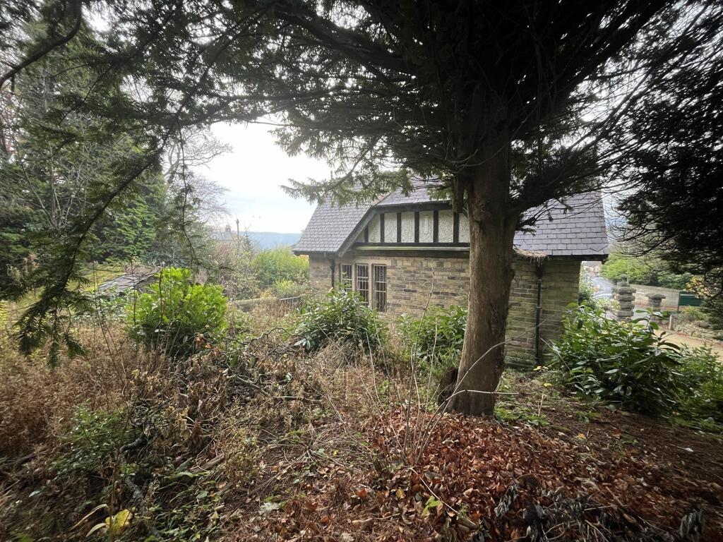 Additional image 4 of Prince Of Wales Park Lodge, Park Road, Bingley, West Yorkshire, BD16 4AF