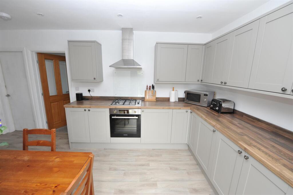 Additional image 2 of Kingston Grove, Thackley, Bradford