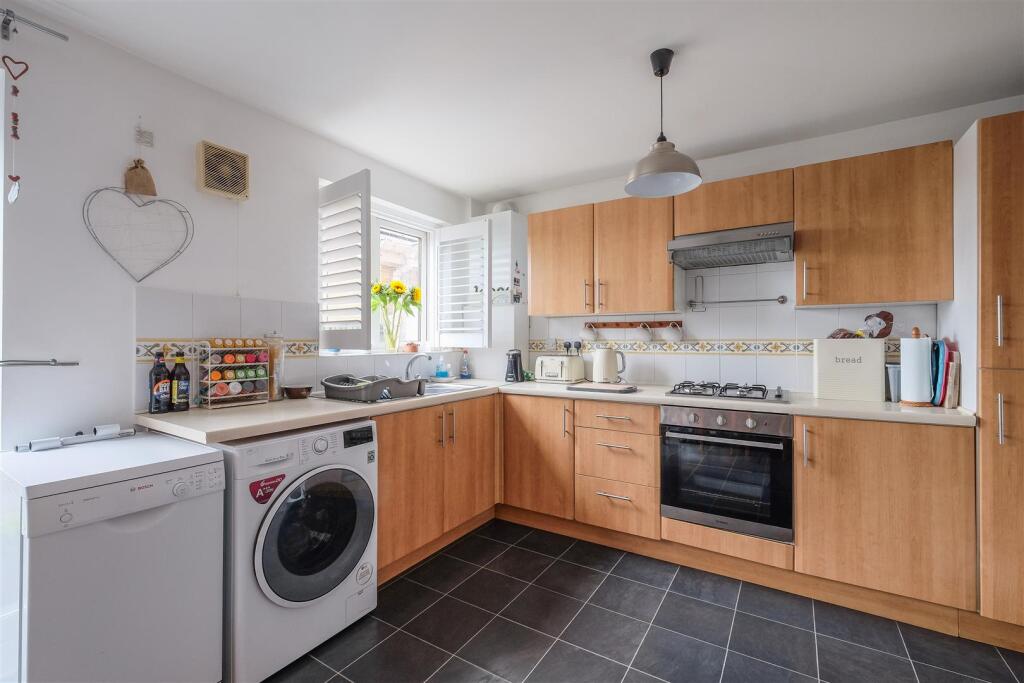 Additional image 12 of Oakenshaw Court, Wyke, Bradford