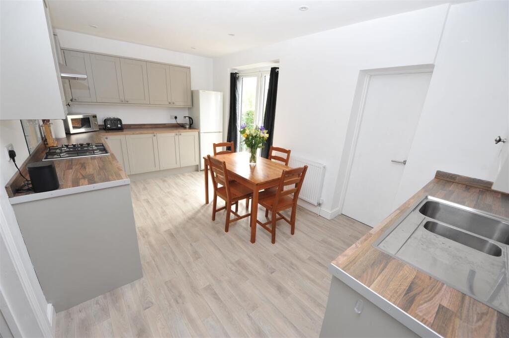 Additional image 8 of Kingston Grove, Thackley, Bradford