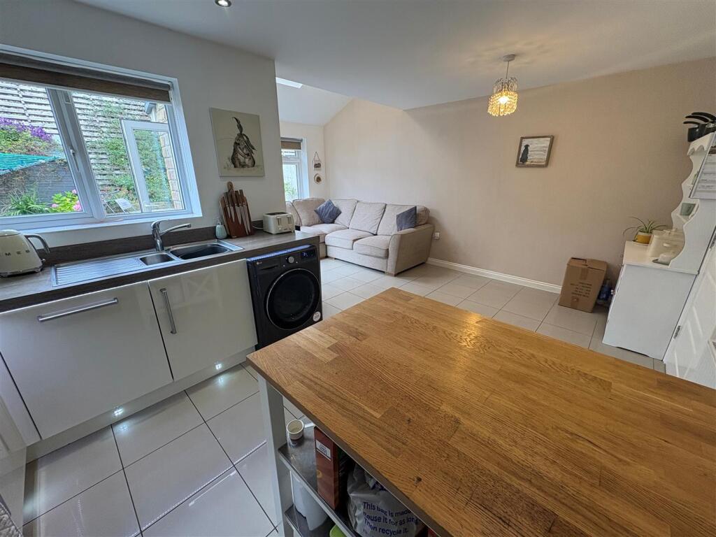 Additional image 6 of Old Mill Dam Lane, Queensbury, Bradford