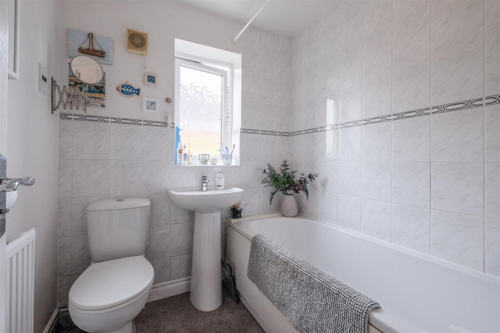 Additional image 7 of Oakenshaw Court, Wyke, Bradford