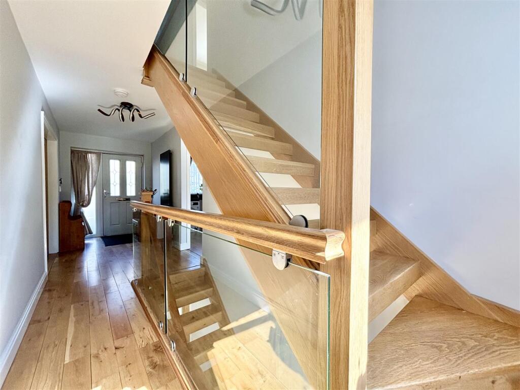 Additional image 18 of Benn Gardens, Clayton, Bradford