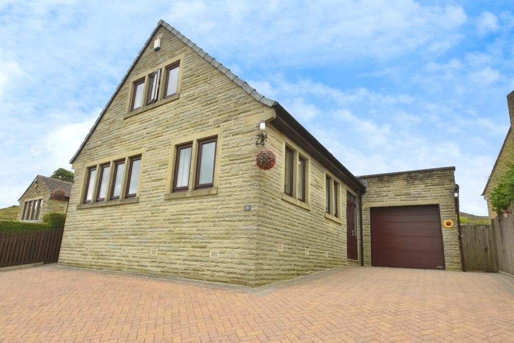 Primary image of Rowantree Avenue, Baildon, Shipley