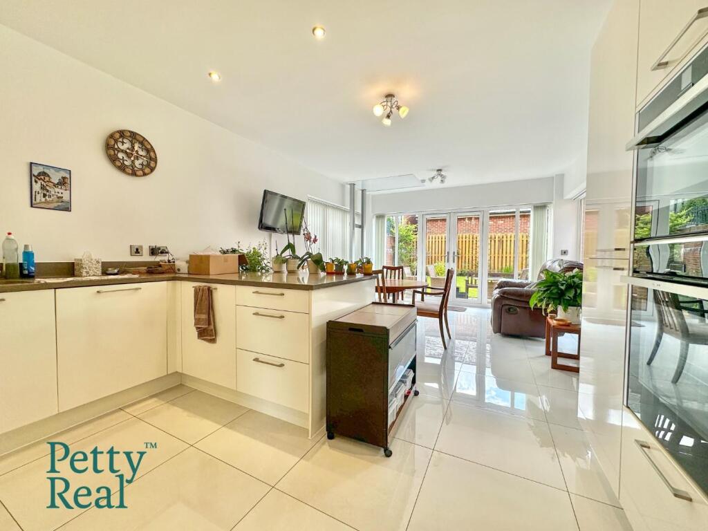 Additional image 18 of Grenfell Gardens, Colne