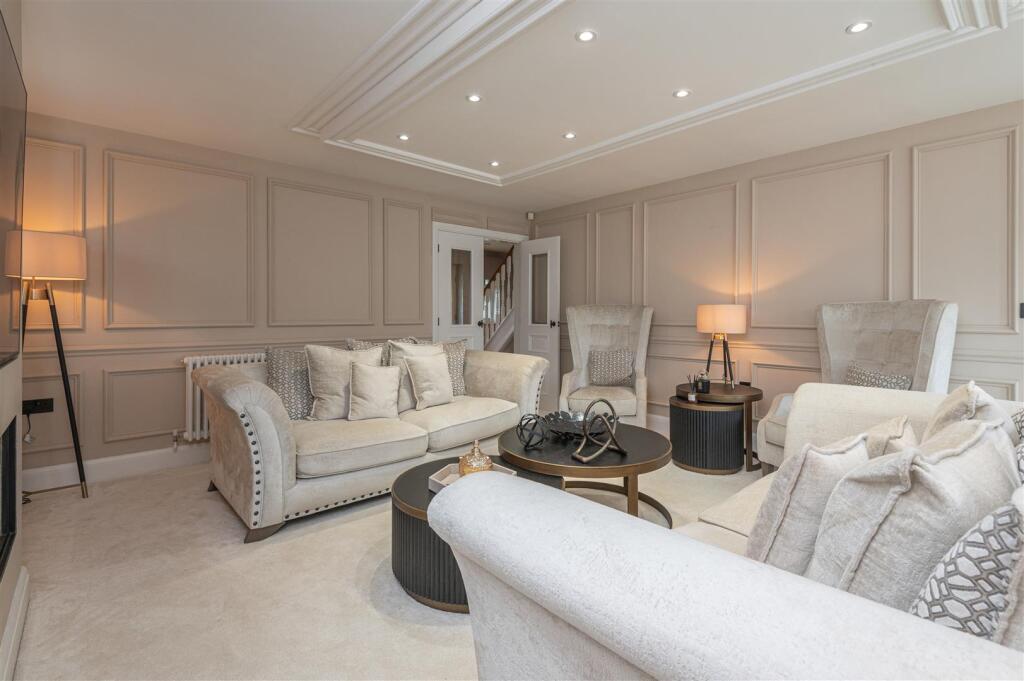 Additional image 11 of 9, Hazel Fold, Queensbury, BD13 2FE