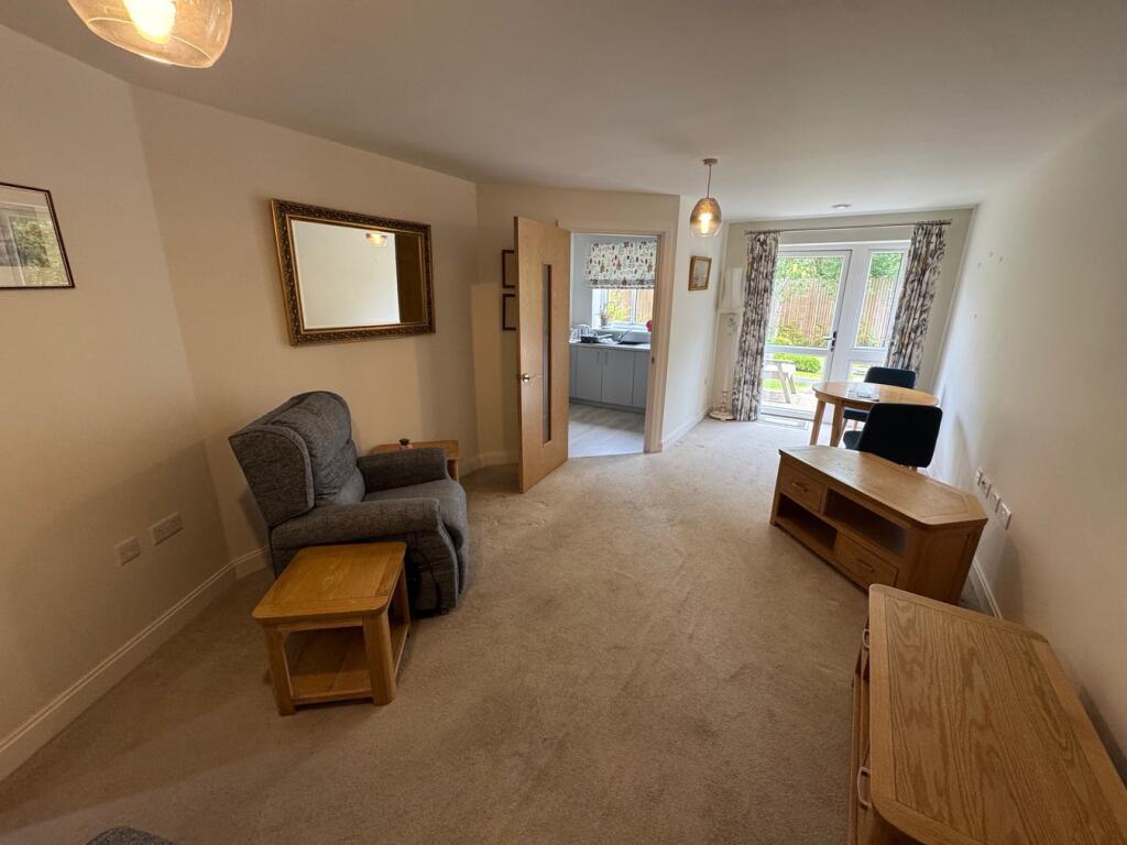 Additional image 4 of Keighley Road, Bingley, BD16