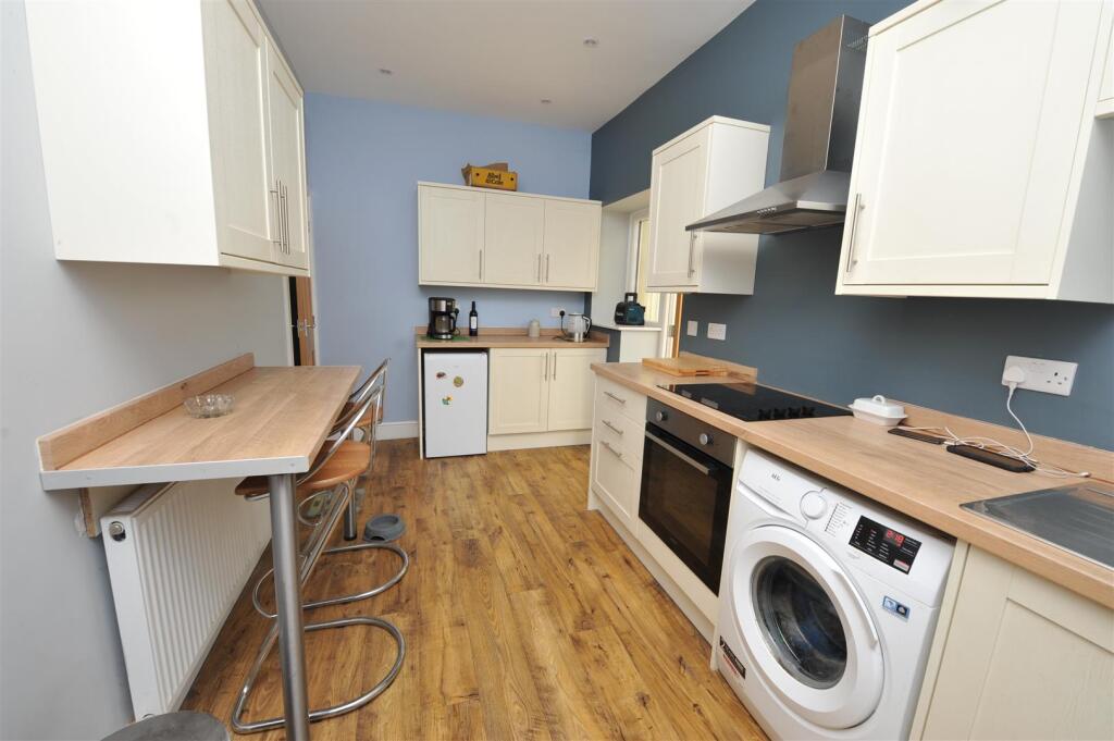 Additional image 17 of Storr Hill Terrace Carr House Gate, Wyke, Bradford