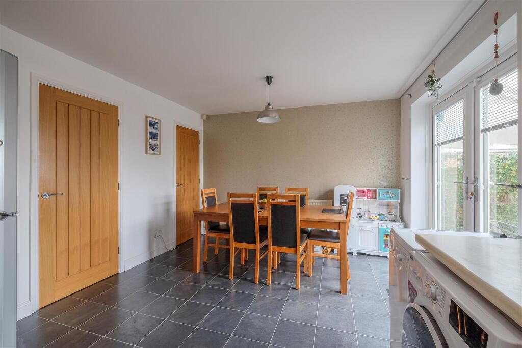 Additional image 6 of Oakenshaw Court, Wyke, Bradford