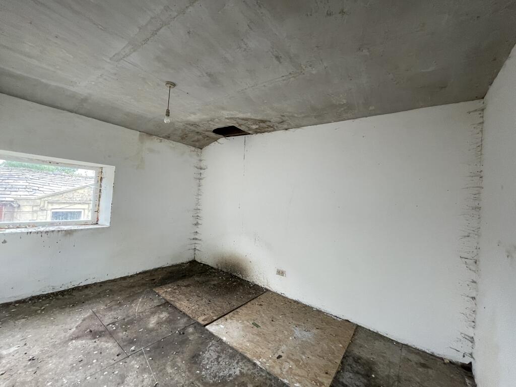 Additional image 17 of 8 Windy Bank, Colne, Lancashire, BB8 9HZ
