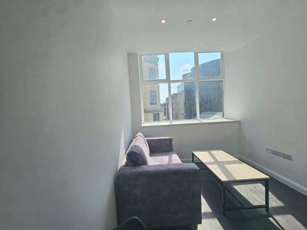 Additional image 4 of East Parade, Bradford, West Yorkshire, BD1