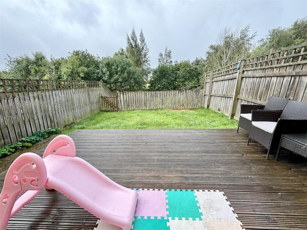 Additional image 17 of Beck Bridge Lane, Allerton, Bradford