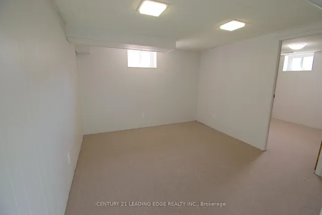 Additional image 43 of 84 Allanford Rd