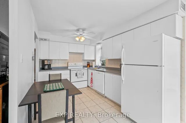 Additional image 4 of 2470 Eglinton Ave Unit 307