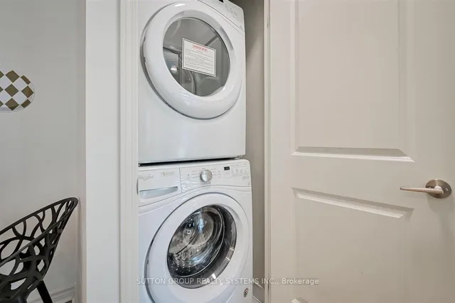 Additional image 21 of 39 Annie Criag Dr Unit 704