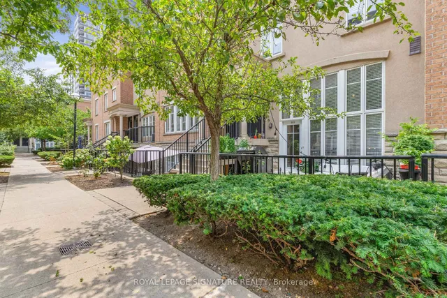 Additional image 31 of 46 Western Battery Rd Unit 812