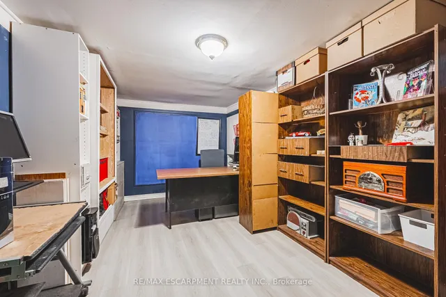 Additional image 37 of 23 KENHATCH Blvd