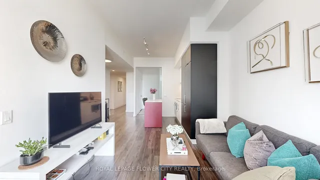 Additional image 23 of 33 Helendale Ave Unit 1101