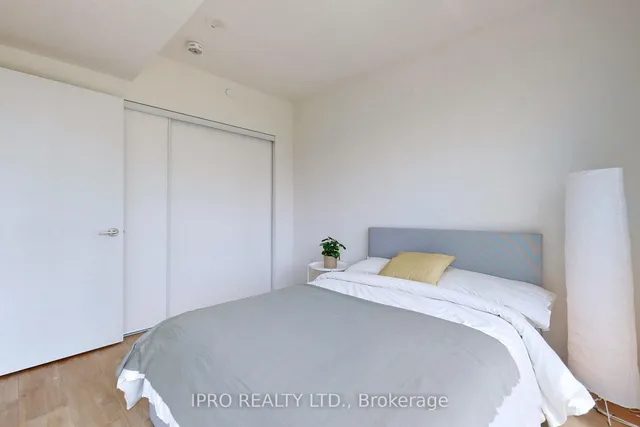 Additional image 35 of 27 Bathurst St Unit 703W