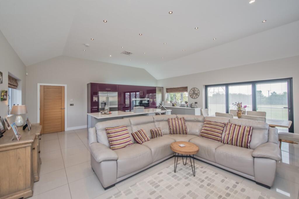 Additional image 6 of Latham Lane, Gomersal, Cleckheaton, West Yorkshire, BD19