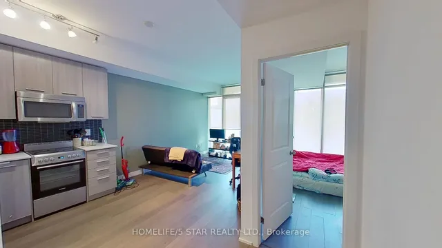 Additional image 5 of 105 George St Unit 302