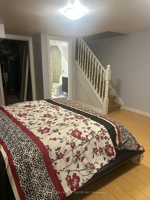 Additional image 12 of 6 Ray Ave