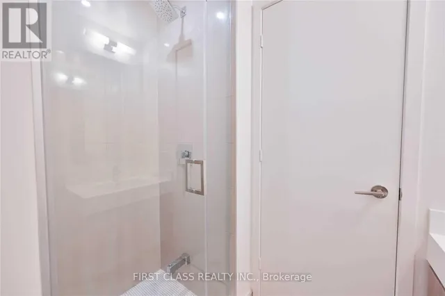 Additional image 6 of 1 Yorkville Ave Unit 608