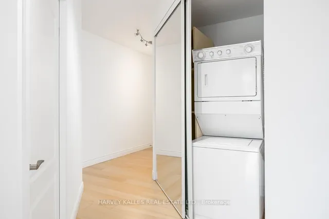 Additional image 9 of 77 McMurrich St Unit 302