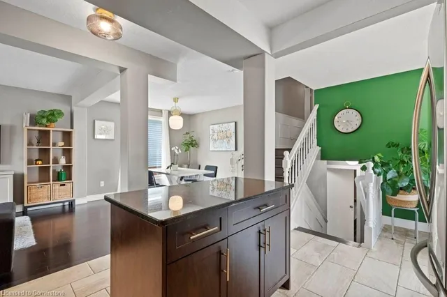 Additional image 9 of 66 High Acres Cres