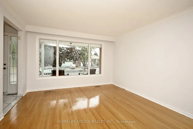 Additional image 18 of 64 Orangewood Cres