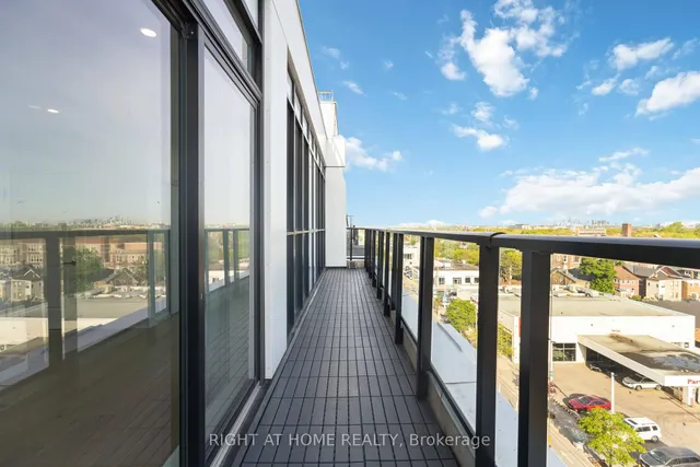 Additional image 14 of 2301 Danforth Ave Unit PH801