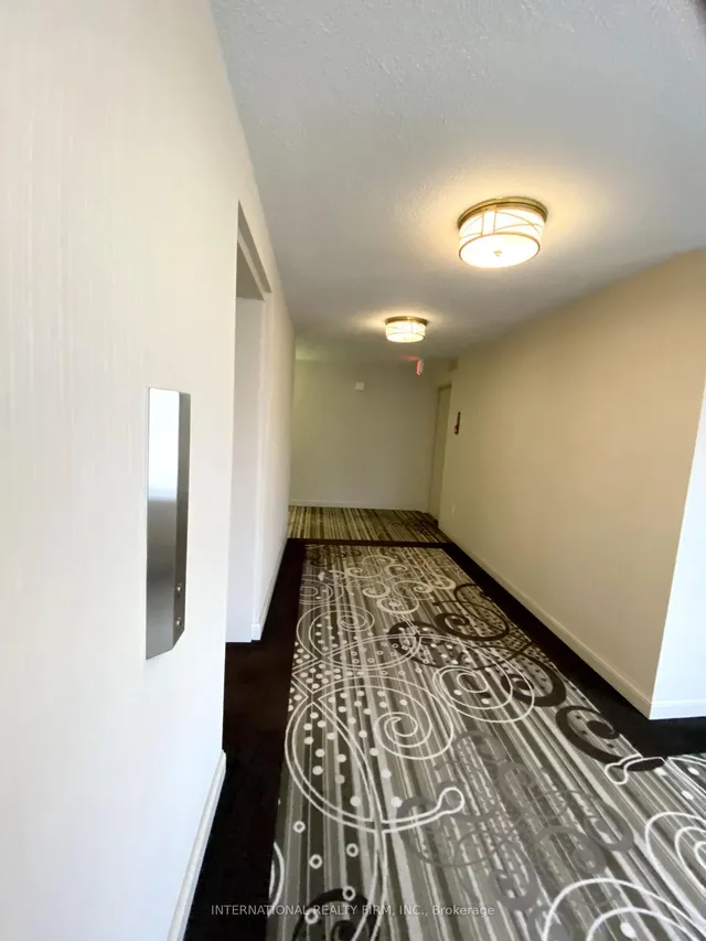 Additional image 16 of 135 George St Unit 605