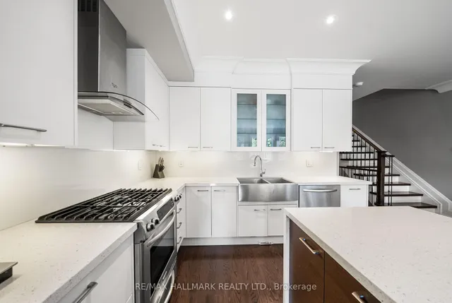 Additional image 15 of 19 Hycrest Ave