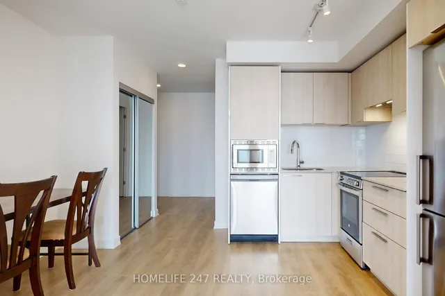 Additional image 19 of 501 Yonge St Unit 2701