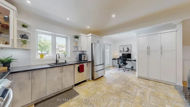 Additional image 11 of 34 Edge Park Ave