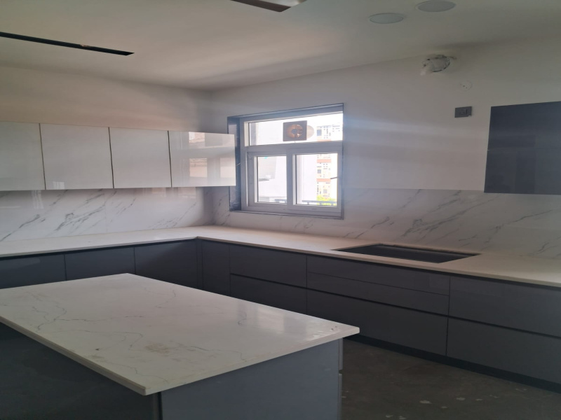 Additional image 3 of Sector 14, Faridabad