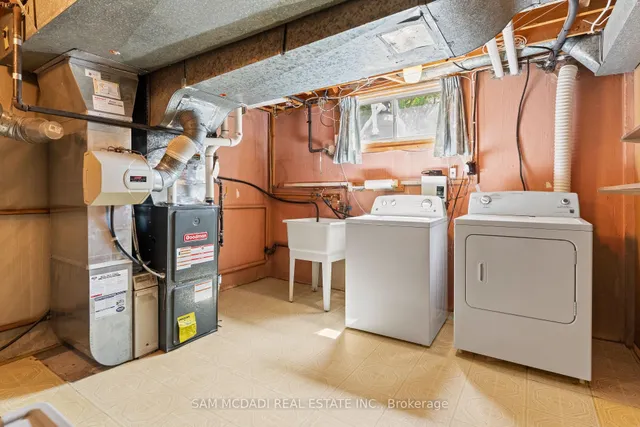 Additional image 49 of 70 Frost St