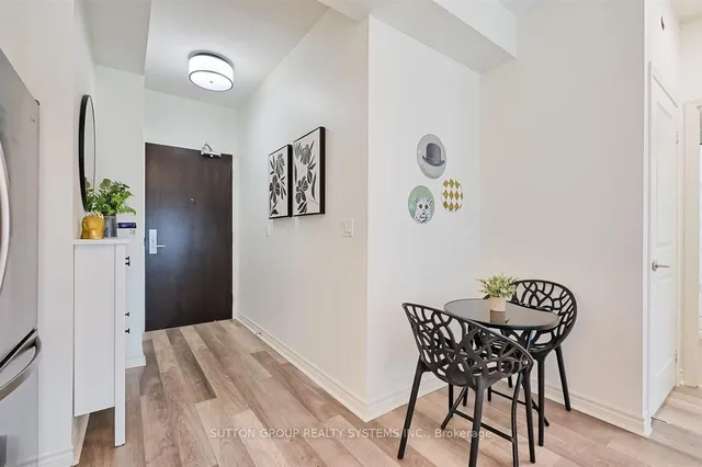 Additional image 16 of 39 Annie Criag Dr Unit 704