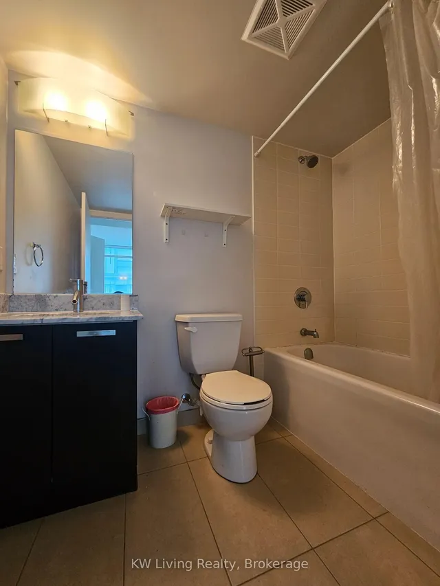 Additional image 17 of 36 Lisgar St Unit 1602