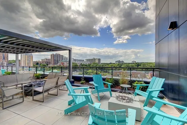 Additional image 34 of 60 Charles St Unit 1805