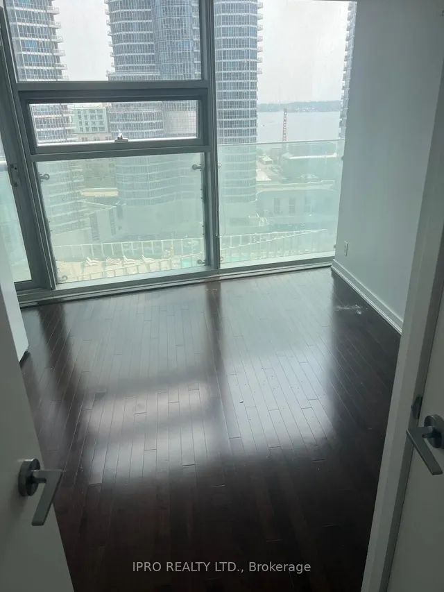 Additional image 7 of 12 York St Unit 1203